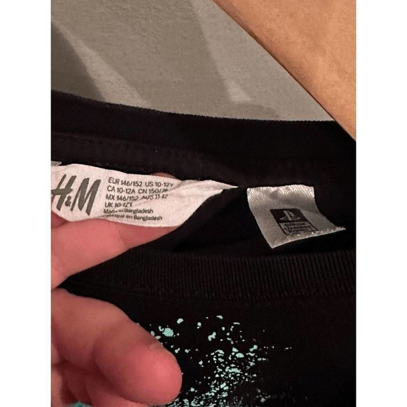 H&m Printed Playstation T-Shirt -‎ Youth Size 10-12Y - Picture 2 of 3